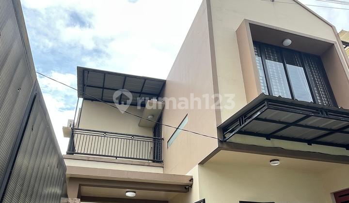 House in Pasar Rebo Area 2