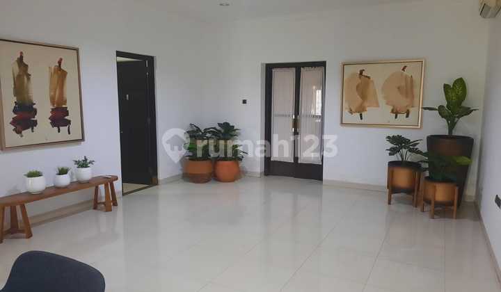 Menteng House Central Jakarta