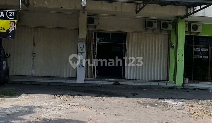 Ruko Gandeng Jl Siliwangi Cirebon Ruko Gandeng Jl Siliwangi Cirebon