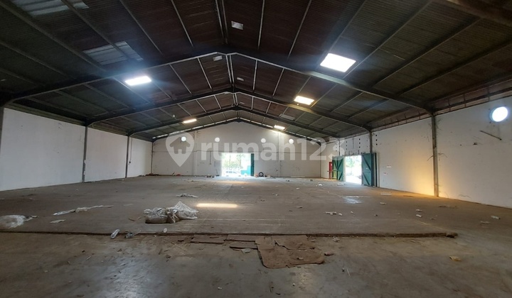 Warehouse for Rent in Pegangsaan Dua Warehouse for Rent in Pegangsaan Dua