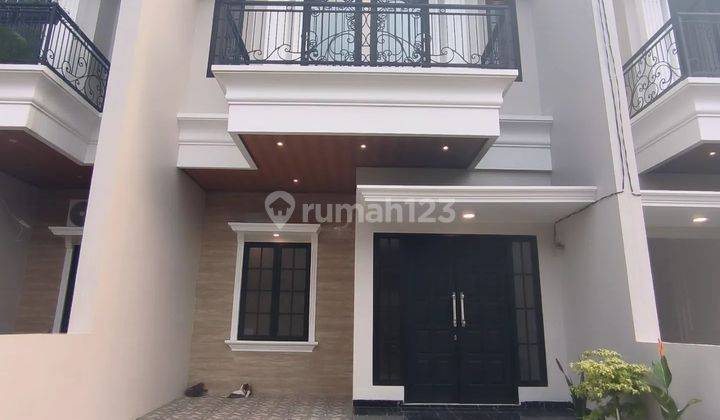 Dijual Rumah di Jalan Jagakarsa Jakarta Selatan 2 Lantai SHM 2