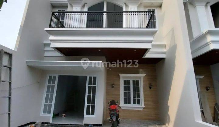 Rumah Murah di jalan jagakarsa jakarta selatan 2 Lantai 2