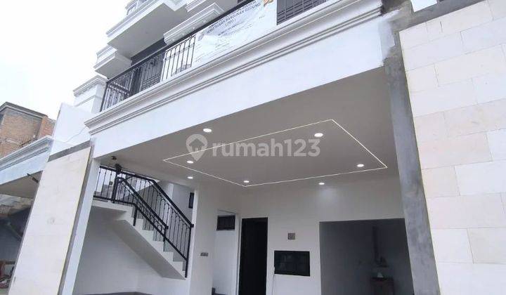 Dijual Rumah Ada Kolam Renang Di Pejaten Barat Jakarta Selatan  2