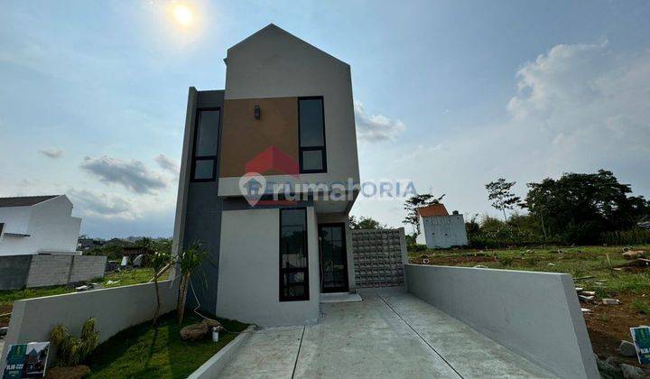 Dijual Rumah Dengan Bangunan Modern Scandinavian Japandi Untuk Hunian Nyaman Keluarga Lokasi Strategis Dekat Cybermall, Malang City Point, Unmer & Supermarket. Fasilitas Lengkap Terdiri Dari Masjid, Security System, Wifi, Green Environment 

tipe Sky Haze 1