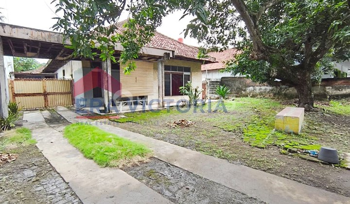 Rumah Jual Jalan Utama Raya, Pusat Bisnis dan Ritel, Jalur Utama Kota Indramayu Dekat Pasar, Bank, Pmi, Bengkel bisa Dijadikan Ruko, Kos-Kosan, Klinik 2