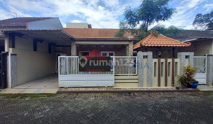 Dijual Rumah Kawasan Perumahan dekat Tol Pakis dan Bandara Malang, Bonus Semi Furnished
 1