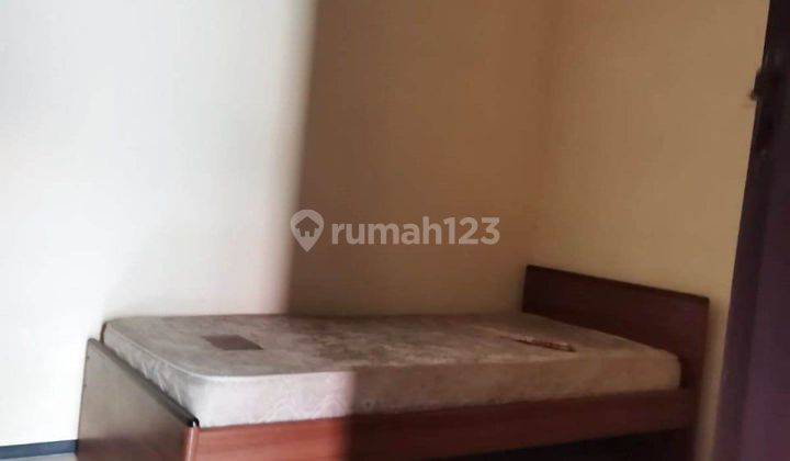 Disewakan Rumah Kawasan Perumahan Lokasi Strategis Tengah Kota Malang Dekat Flyover Singosari, Terminal, Tempat Wisata, Semi Furnishend Kota Malang 
 2