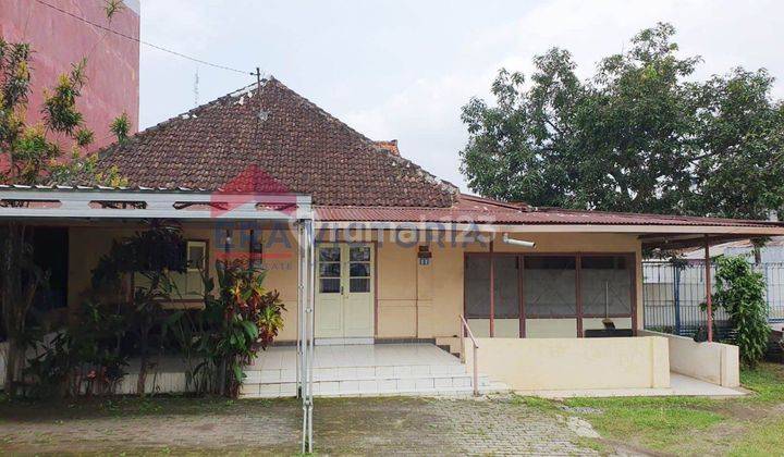 Dijual Rumah Lokasi Strategis Daerah Tengah Kota Malang, Tidak Jauh Dari Jalan Poros Jalan, Dekat Alfamart, Perkantoran, SPBU Cocok untuk Kos-kosan 
 1