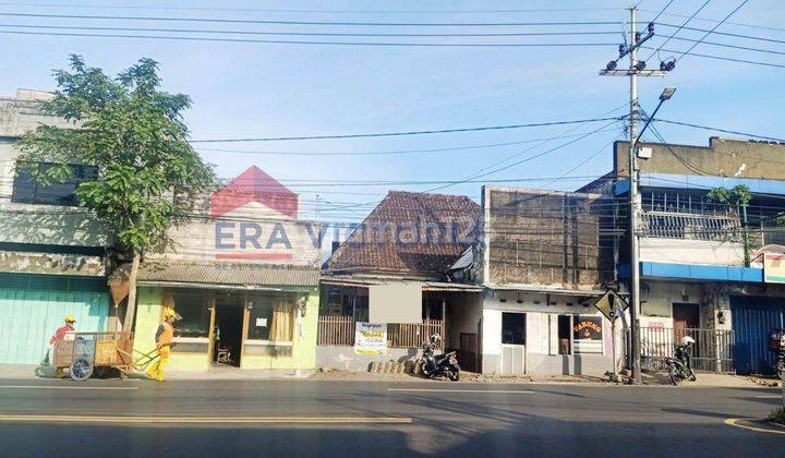 DIJUAL Rumah Poros Jalan Raya Dekat Indomaret Kol. Sugiono, Stasiun KA Malang Kota Lama, SPBU Kota Malang Cocok untuk tempat tinggal atau usaha  2