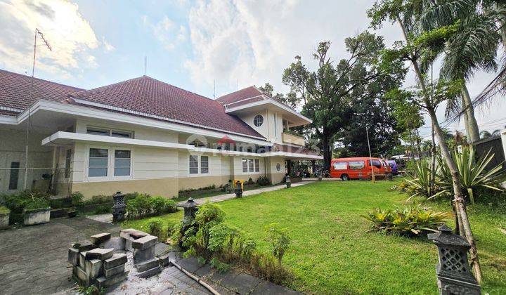 DIJUAL Rumah Kawasan Ijen Boulevard, Elit, Tenang, Nyaman Kota Malang
 2