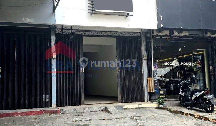 Ruko DISEWAKAN Poros Jalan Besar, Lokasi Strategis dan ramai, Cocok untuk Segala Usaha dan Perkantoran Kota Malang
 2