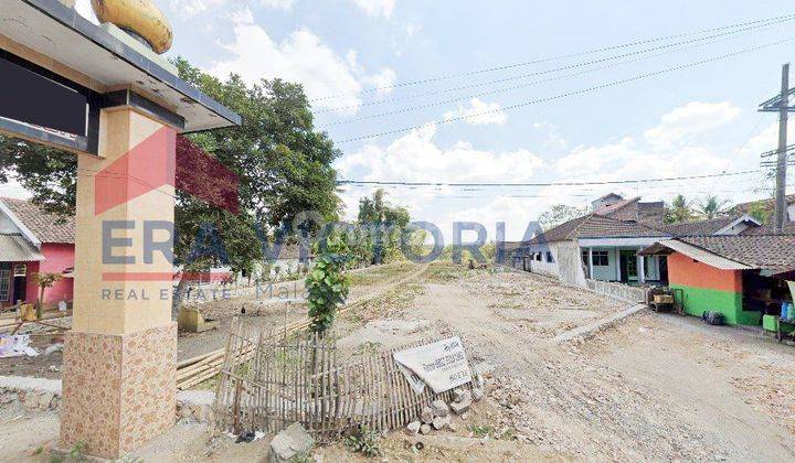 DIJUAL Tanah Batas Tanah Sudah Dipondasi Keliling, Posisi Tepi Jalan Raya Blitar-Tulungagung, Depan Pasar Rejotangan, Stasiun KA Tulungagung 
