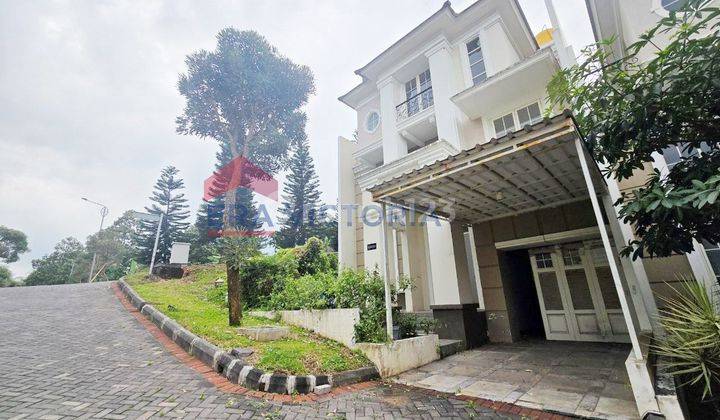 DIJUAL Rumah dalam Perumahan Elit dengan Berbagai Fasilitas Kemanan 24 Jam, View Indah Gunung, Hawa Sejuk Pegunungan Akses Mudah Kota Malang
 1