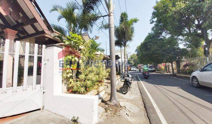 DIJUAL Rumah Kawasana Sarangan, Lokasi Tenang, Akses Jalan Depan Lebar, Cocok untuk Guesthouse, Rumah Kos, Kantor, Atau Tempat Tinggal, Dekat Hotel Savana Kota Malang 2