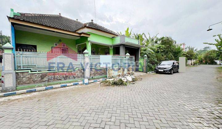 Dijual Rumah Daerah Pakis Dalam Perumahan Sangat Dekat Bandara Abd Saleh Kawasan Pergudangan Akses Jalan Lebar Dekat Pasar Pakis Dan Pusat Perbelanjaan (fully Furnished)
  1