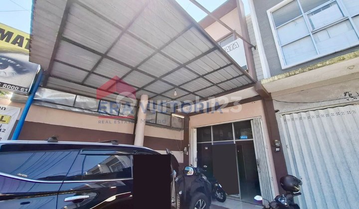 For Sale: Shop House Near Batu Market, Close to Lippo Mall, Area 2, Souvenir Center, Main Road Access to Batu City, Batu City Square, Suitable for Restaurant or Souvenir Hub. 2