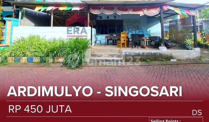 House for Sale, Hook Position, Easy Access, Near Malang-Gempol Protocol Road, Comfortable Environment, Singosari Toll Exit, Lawang Toll Exit, Near Large Offices Such as Pt Biersdort, Primapack