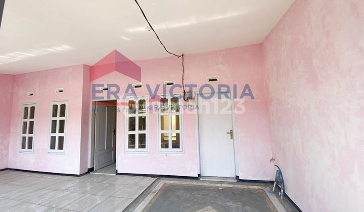 House for Sale in Singosari Area, Location Near Dengkol Market, Abd Saleh Airport, Shopping Center Suitable for Families 2