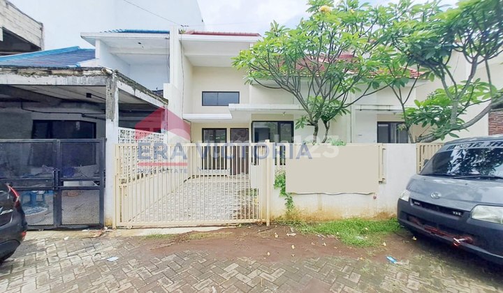 House for Sale Inside Perum Pondok Tidar, Cool Mountain Air. Suitable for New Families. Needs Renovation. Near Karangwidoro Main Road. 2