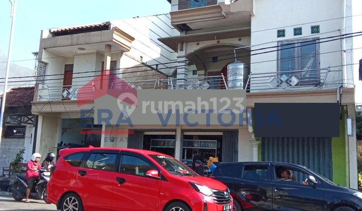 For Sale: Shop House in a Prime Location with Access to Dhoho Airport & Jong Biru Bridge, Only About ±10 Minutes to Kediri City Center.