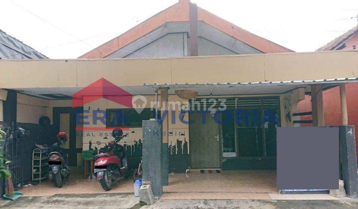 Rumah Dijual Berada Di Pandean Kota Kediri Akses 1 Menit Ke Jalan Patimura, 2 Menit Ke Jalan Dhoho, Kilisuci, Dan Pasar Setonobetek, Row Jalan 1 Mobil, Dekat Lapangan Futsal 1