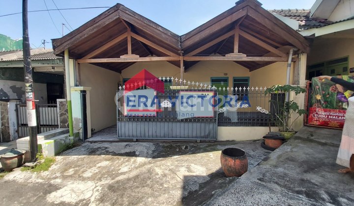 Rumah Dijual/Disewakan di Sawojajar 1, Kondisi Terawat, Akses ke Gerbang Tol 2