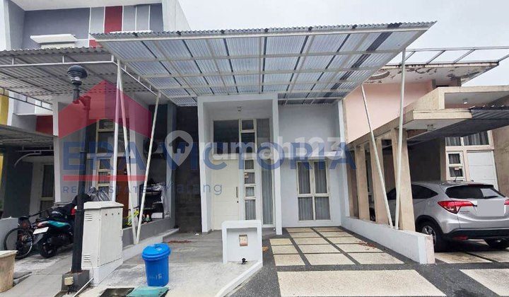 Rumah Minimalis Disewakan Dalam Perumahan Favorit. Kawasan Tenang Dan Nyaman Tengah Kota Malang. Dekat Kuliner Suhat Dan Berbagai Kampus Ternama Antara Lain Univ Brawijaya Dan Polinema Cocok Untuk Mahasiswa, Pekerja, Atau Keluarga Kecil  2