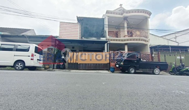Rumah Jual Akses Mudah dan Row Jalan Lebar Dijalan Utama Perumahan Akses Hanya dan Beberapa Menit ke Pintu Tol dan Jalur Alternatif Malang-Batu Deakat Rumah Sakit, Spbu, Sekolahan, Perkantoran bisa Dipakai Usaha 2