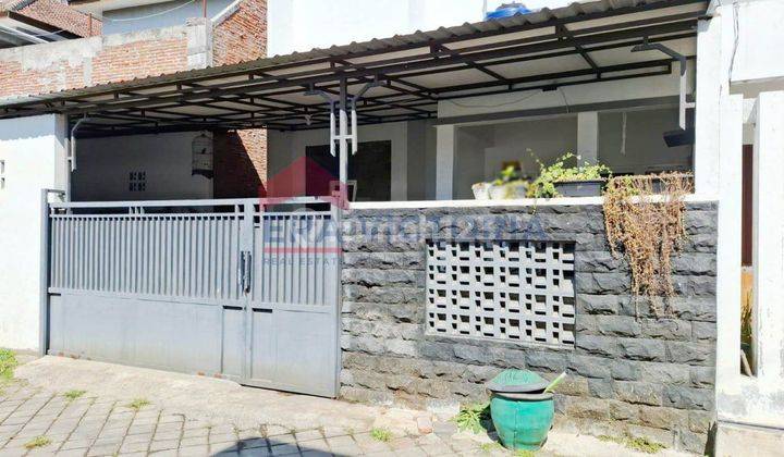 Dijual Rumah Daerah Bumiaji Batu Suasana Tenang, Asri, Nyaman Dekat Cafe Retrorika, Lapangan Bumiaji, Kbh Sidomulyo
 1