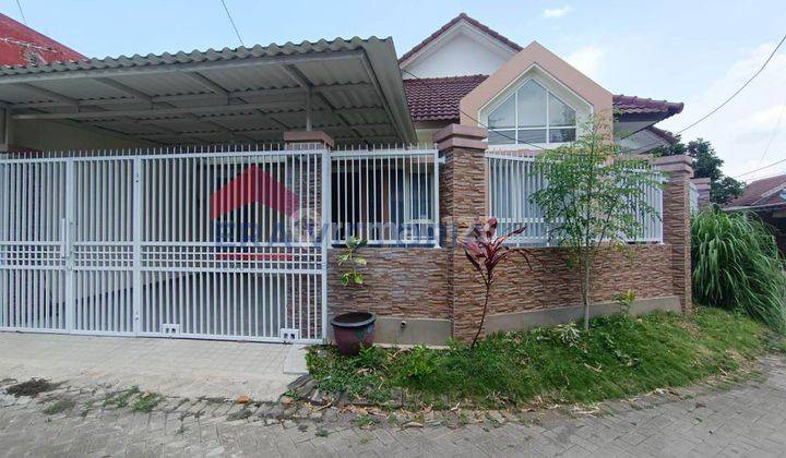 Dijual Rumah Siap Huni Pesona Singosari Lokasi Hook Dekat Exit Tol Singosari Dekat Blk Singosari, Depo Bangunan, Smkn Singosari. Rumah Baru Belum Pernah Dihuni 
 1