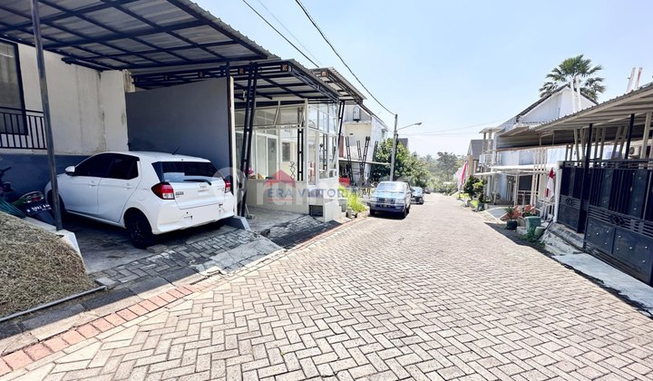 House for Sale in a Safe and Comfortable Housing Complex with a Cool Mountain Atmosphere, Suitable for New or Small Families, Close to Elpico Mall, Ma Chung Campus, and Brawijaya 2 Campus. 2