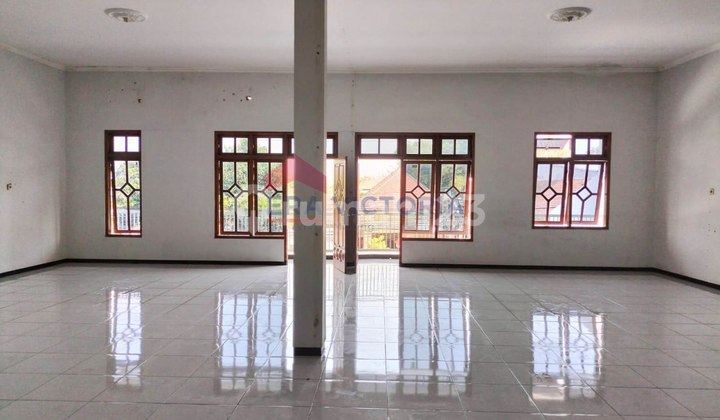 Shop House for Rent on Pakis Main Road, Busy Area, Suitable for Courier Services, Office, Food Business, Tutoring, Bank, Etc., Near Pakis Market, Mandiri Bank, Pakis Toll Exit, Airport 2