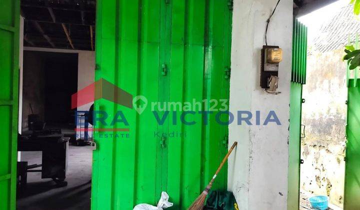 Rumah Dijual Disewa Daerah Banjaran Kediri Cocok Untuk Cafe, Kantor Distributor, Dekat Dengan Kawasan Persekolahan Dan Pasar 2