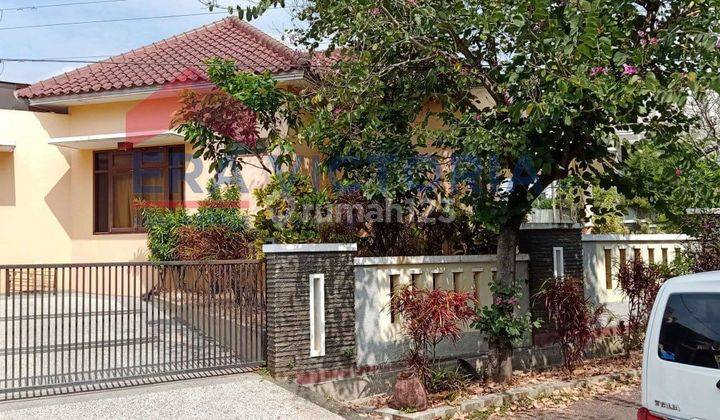 Dijual Rumah Posisi Hook, Lahan Luas Kondisi Teraeat Dalam Perumahan Besar Lokasi Dieng Akses Jalan Depan Lebar Dekat Kampus Unmer Dan Cyber Mall 
 2