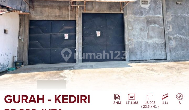 Warehouse for Sale or Rent with Additional Large Land Behind the Warehouse, 11 Rooms in Bogem Gurah, Kediri Regency