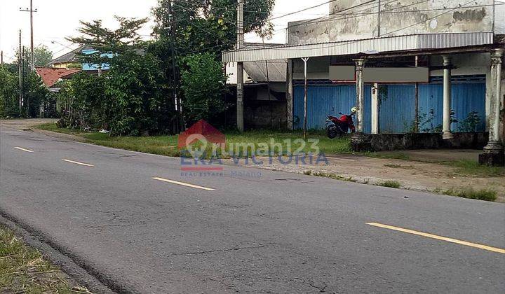 Ruko / Gudang / Ruang Usaha Dan Tanah Dijual/disewakan Di Raya Kediri Kertosono Kawasan Papar, Lahan Sangat Luas, 8km Ke Pintu Tol Kertosono 2