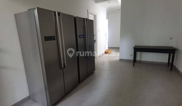 Rumah 2 Lantai Bagus Unfurnished Menteng Jakarta Pusat  6