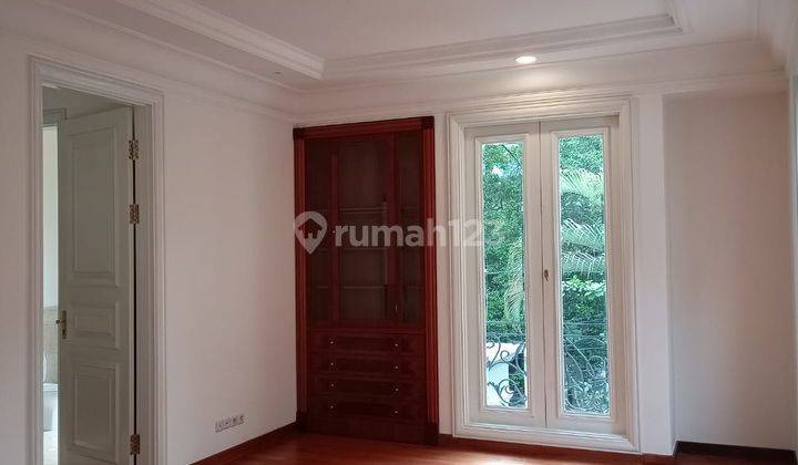 Rumah 2 Lantai Bagus , Unfurnished , SHM , Menteng Jakarta Pusat  7