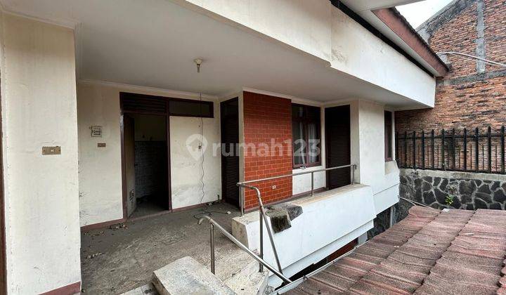 Dijual Rumah tua di setiabudi Jakarta Selatan SHM 1