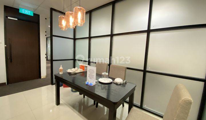 Sewa Kantor Dbs Tower 393 M2 Furnished Strategis Dekat Lotte Mall 14