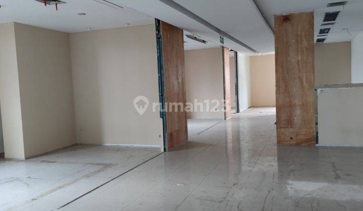 Sewa Gedung 3000 m2 Ex Transvision Jl Kapten Tendean, Jakarta Selatan  7