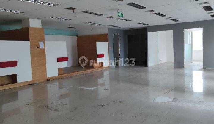 Sewa Gedung 3000 m2 Ex Transvision Jl Kapten Tendean, Jakarta Selatan  8