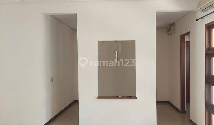 Disewakan Rumah Kantor 750 M2 Bare di Kemang Jakarta Selatan 2