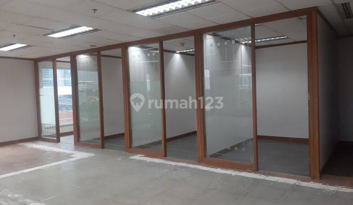 Sewa Kantor Graha Aktiva Luas 242 M2 Fitted di Kuningan Dekat Lrt 1