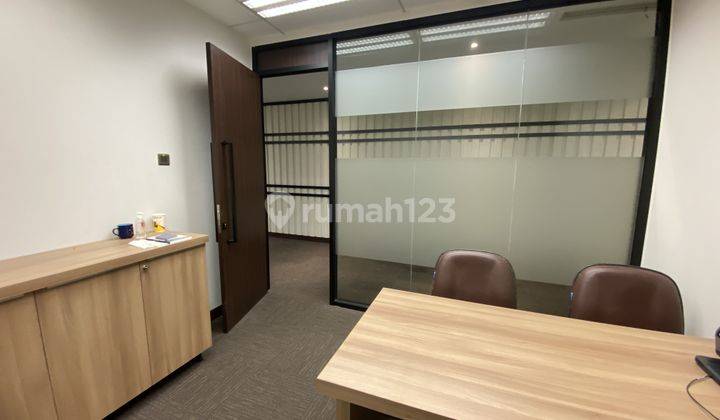 Sewa Kantor Dbs Tower 393 M2 Furnished Strategis Dekat Lotte Mall 3