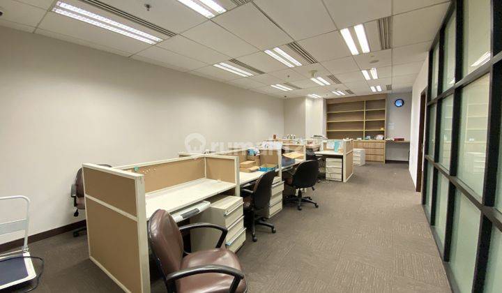 Sewa Kantor Dbs Tower 393 M2 Furnished Strategis Dekat Lotte Mall 4