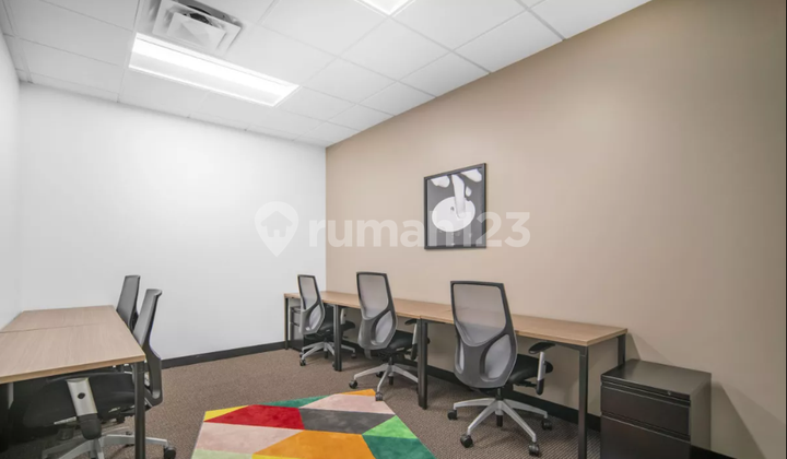 Furnished 5-Person Office Unit in Bidakara Tower Near LRT