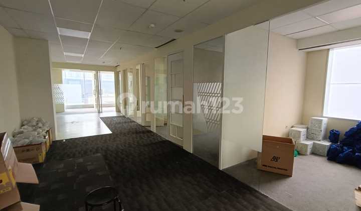 Office Rental KMO Building 190 M2 Fitted Strategic Location in Blok M