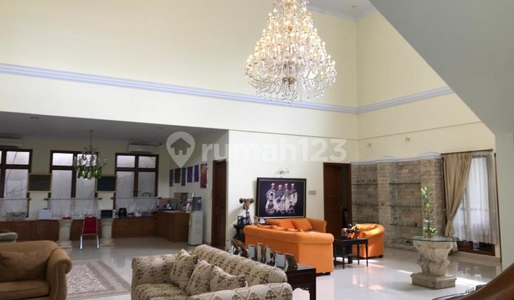 Rumah Mewah 2 Lantai di Menteng Lokasi Strategis Pegangsaan, Matraman 2