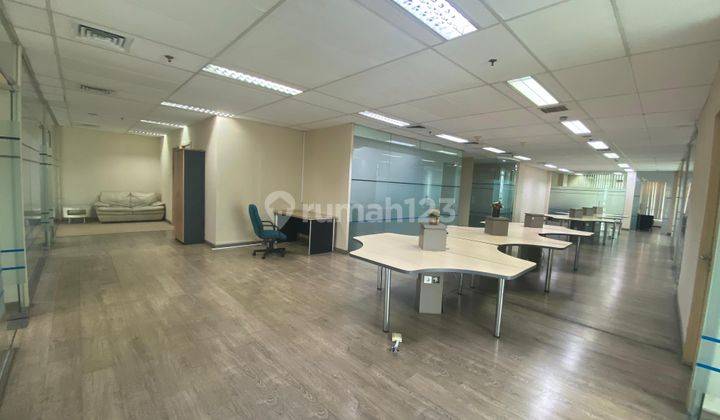 Sewa Kantor Menara Anugrah Furnished Strategis di Mega Kuningan 1